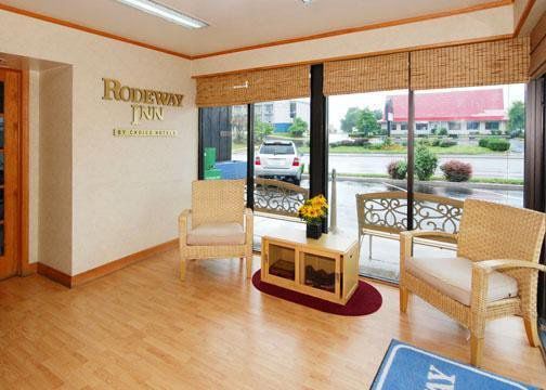 Rodeway Inn Civic Center Роанок Интерьер фото